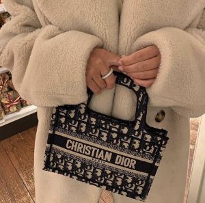 Dior_Book_Tote_Black-White_Mini_With_OriginalBox_LongBelt_DustCover_Ribbon_StarCharm