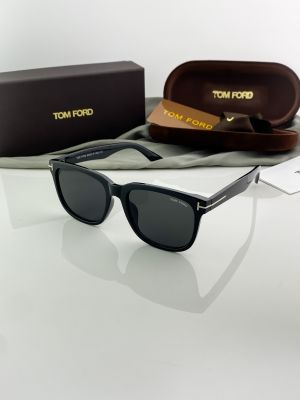 Tomford black 0775