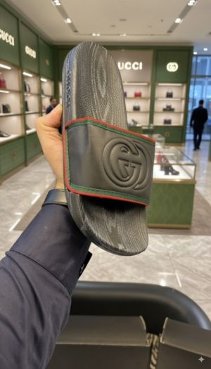 GUCCI-SLIDES-black