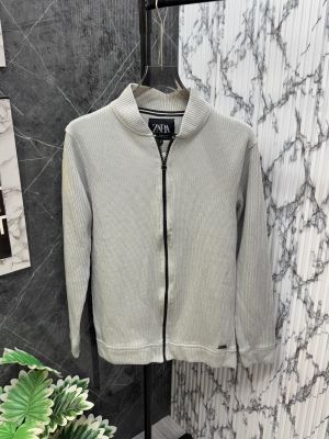 ZARA.IMPORTED.KNITTED.FABRIC.SIDE.METAL.LOGO.VERY.PREMIUM.ZIPPER.JACKET.CS165