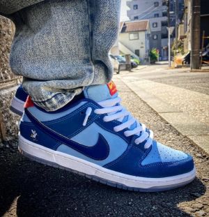 NIK.E SB DUNK LOW WHY SO SAD