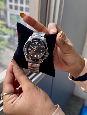 Seiko 5 Premium Watch