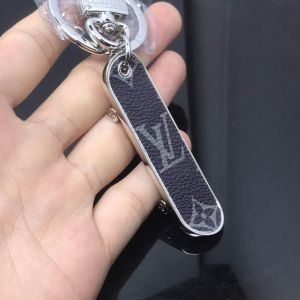 LV SKATE BOARD PREMIUM KEYCHIAN (A13) LV SKATE BOARD PREMIUM KEYCHIAN (A13)