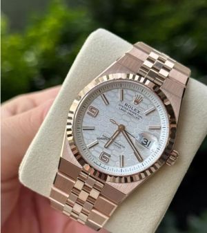 Role.x land dweller rose gold white dial limited edition 003