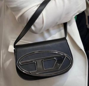 Diesel_1DR_Shoulder_Bag_Black_With_Box_Dustbag_Slingbelt