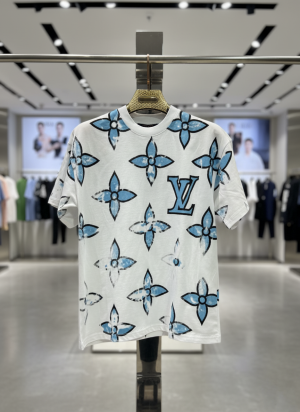 Loui-s Vuitto-n IMPORTED TRENDING T-SHIRT