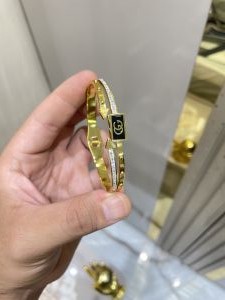 Gucc i gold