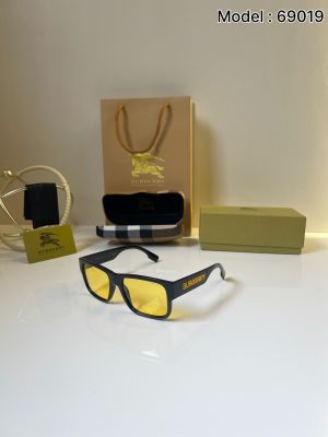 Burberrry_69019_yellow_black