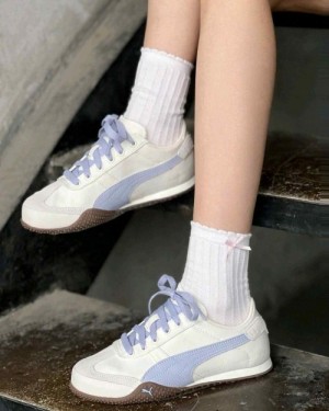 bella ut canvas white blue for girls