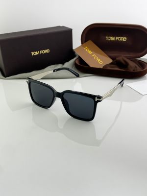 TOMFORD SILVER BLACK 555