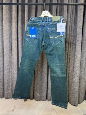 DIESE_L IMPORTED BOOTCUT JEANS