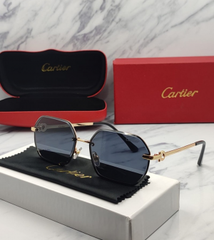 CARTIE_R 28712 LUXURY BLACK WITH GOLD TOUCH DESIGNER STORE MODEL 321