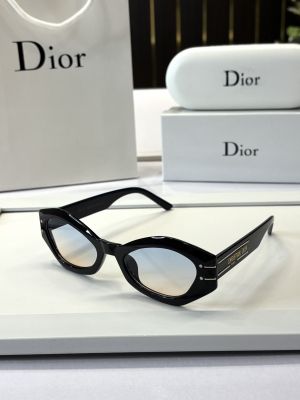 _Dior_3584_for_her