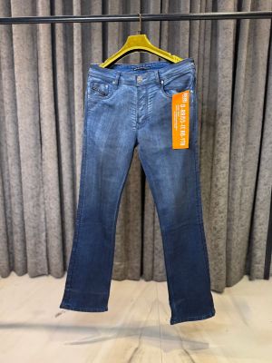 DIESE_L IMPORTED BOOTCUT JEANS