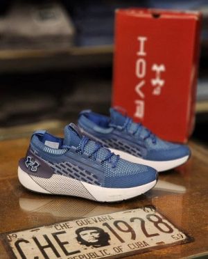   Under - Armour hovr phantom 3