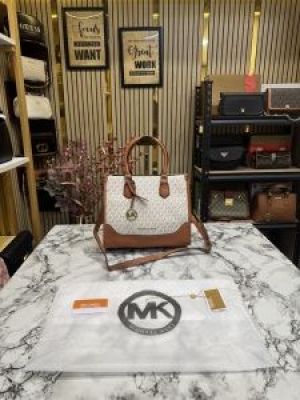 Michael_Kors Sheila Satchel Bag With Dust Bag (BIEGE BROWN)