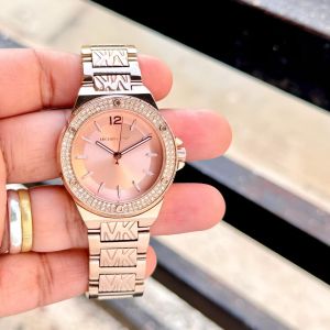 Michael Kor_s Lennox Woman Rose Gold