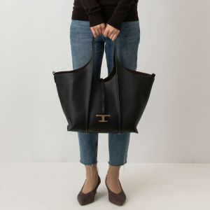 Tods T Timeless Premium Quality Leather Bag With Extra Pouch & OG Magnetic Box With Dust Bag (Black - 444)