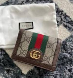 Gucci_Flap_Small_wallet_With_Orignal_Box_DustBag