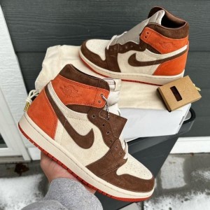 Air Jordan 1 Retro High Dusted Clay