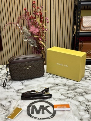 MICHAEL_KORS HUDSON JETSET EAST WEST CAMERA BAG WITH ORIGINAL BOX AND DUST BAG (COFFEE) 23008
