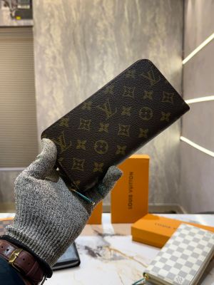 LOUIS-VUITTON-DEEPIKA-WALLET-WITH-BOX-5662