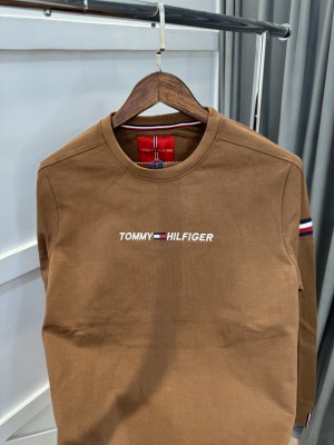 Flat 90% Off Sale Tomm y hilfiger premium sweatshirt brown 1407