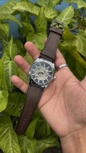 Fossi l Everett With Original Box