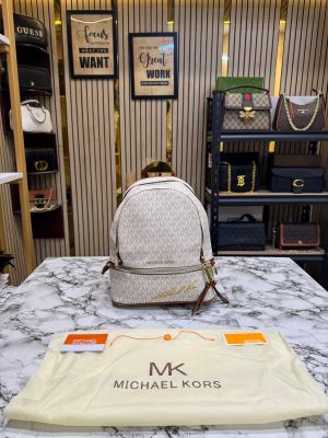 Michael_Kors Signature Backpack With Dust Bag And Card (Beige)