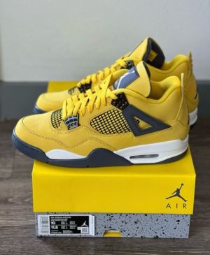 Jordan Retro 4 Lightning Tour Yellow Semi UA Jordan Retro 4 Lightning Tour Yellow Semi UA