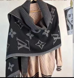 Louis_Vuittion_Woollen_Stole_For_Women_With_Box_BL2