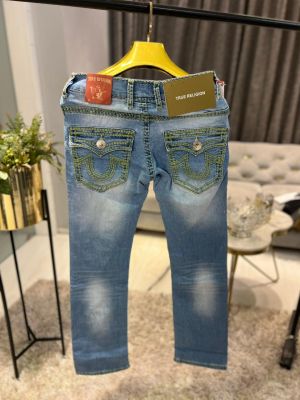 TRUE RELIGION IMPORTED JEANS 100% BOOTCUT