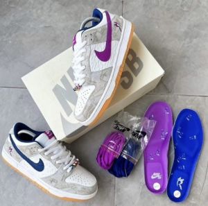 _nike_sb_dunk_low_x_rayssa_leal_vivid_purple _nike_sb_dunk_low_x_rayssa_leal_vivid_purple