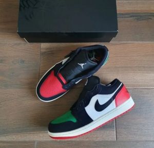 Jordan Retro 1 Low Quai 54  Jordan Retro 1 Low Quai 54