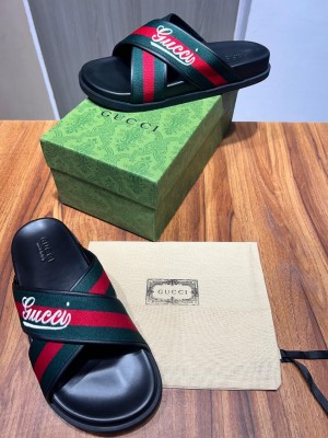 G UCCI PREMIUM SLIDE