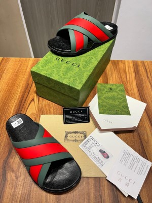 G UCCI PREMIUM SLIDE