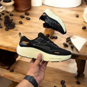 Skecher Go Run Maxroad Black Beige