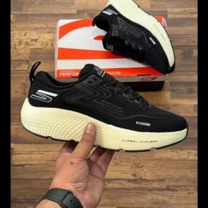  Skecher  run max road 6 running shoes