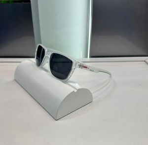 Carrera White-Black Luxury Shade 91142