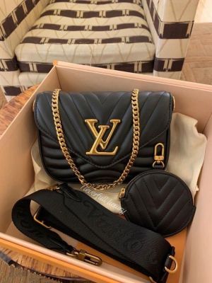  Louis_vuitton new wave multi-pochettevariant  with magnetic box 450