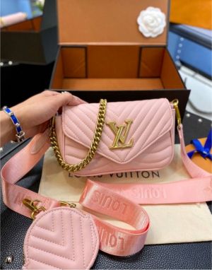 Louis_vuitton new wave multi-pochettevariant with magnetic box 624