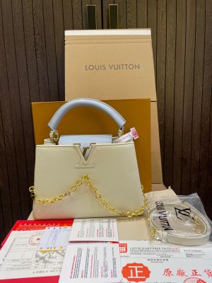 Louis_vuitton Capucines BB with duty free bill and double box 446