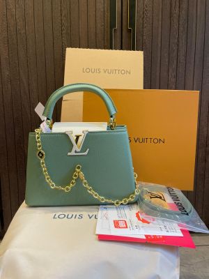 Louis_vuitton Capucines BB with duty free bill and double box 447