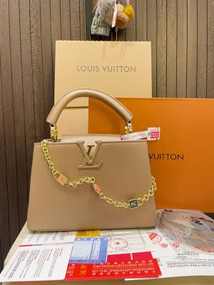 Louis_vuitton Capucines BB with duty free bill and double box 458
