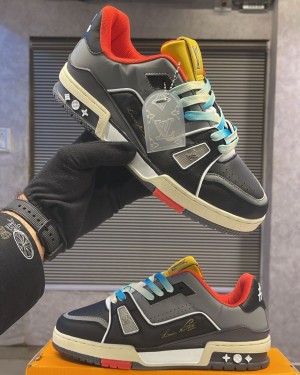 Louis-Vuitton-speed-trainer