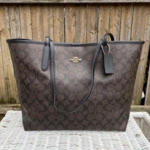 Coach_signature_city_totebag_with_ogbox_148