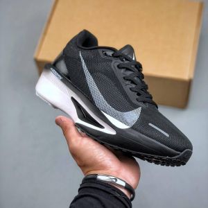 Nik.e Zoom Fly 6 Black Nik.e Zoom Fly 6 Black