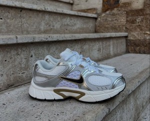 V5 rnr metallic beige