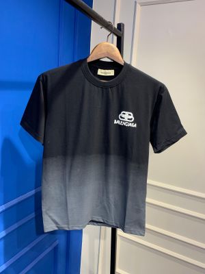 BALENCIAG A DUAL TONE DROP SHOULDER ROUND NECK TSHIRT 1180 BALENCIAG A DUAL TONE DROP SHOULDER ROUND NECK TSHIRT 1180