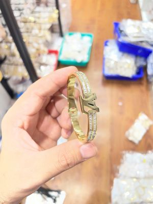 louis_Vuitton bracelet louis_Vuitton bracelet